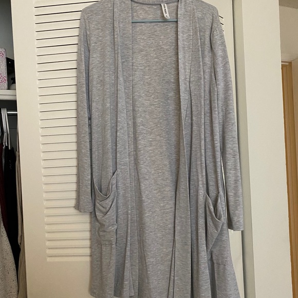 Women’s Cardigans - Picture 2 of 2